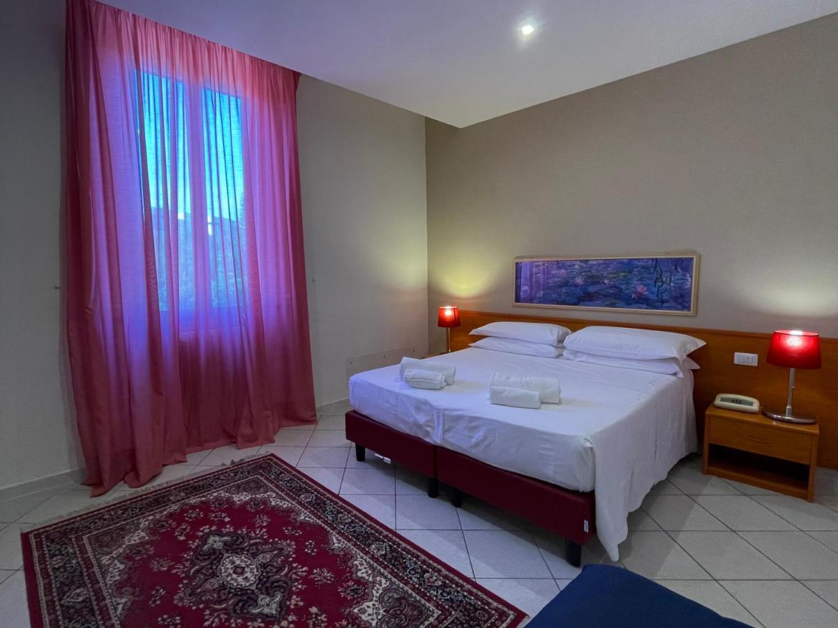 Hotel Leopolda Florencia Exterior foto