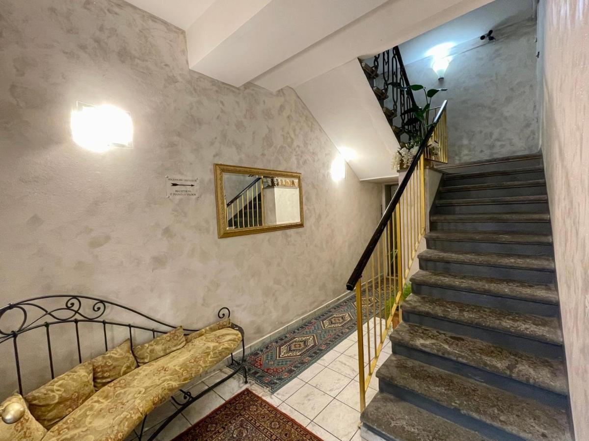 Hotel Leopolda Florencia Exterior foto